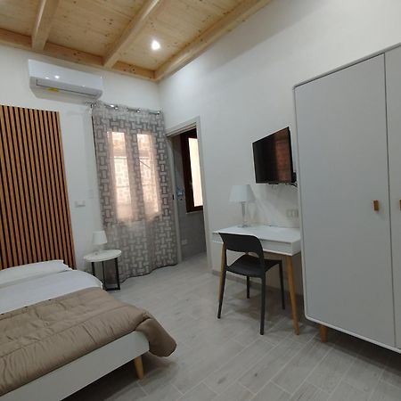 Il Cortile Fiorito Apartment Трапани Екстериор снимка