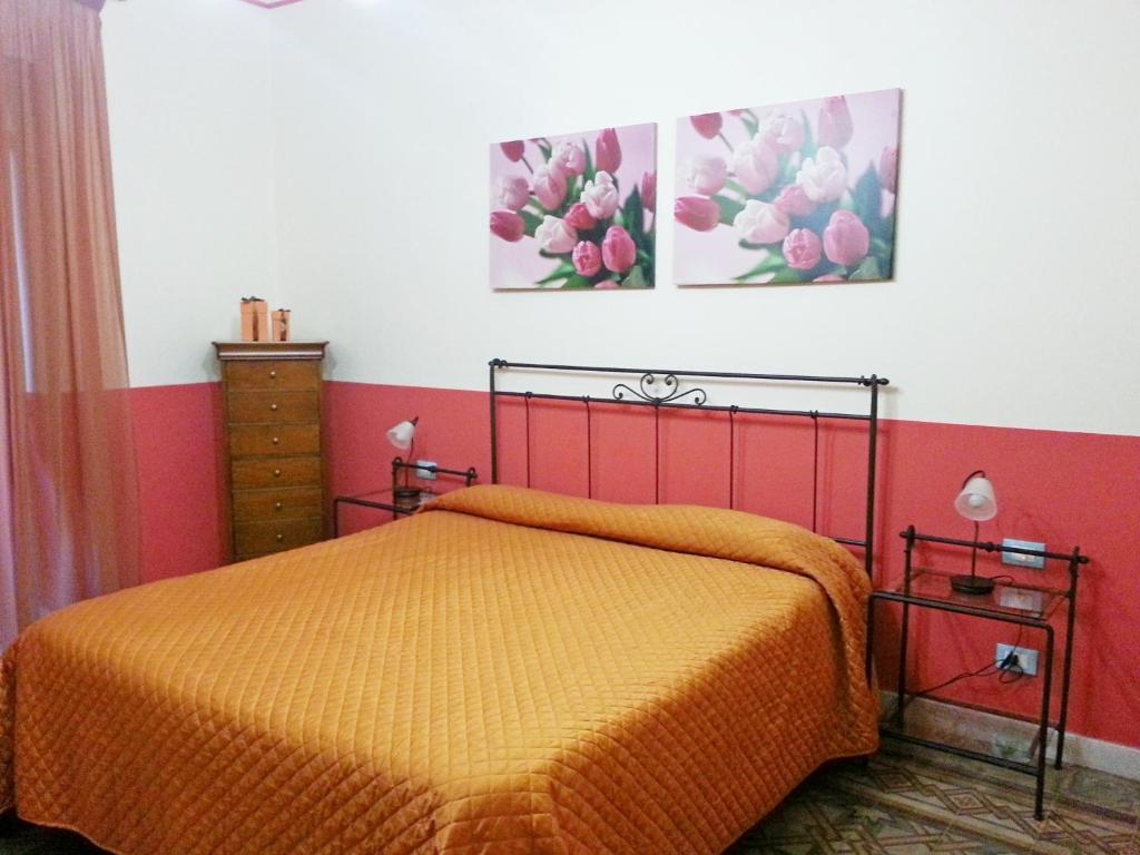 Il Cortile Fiorito Apartment Трапани Екстериор снимка